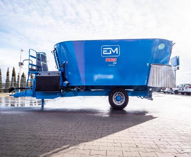 maszyna firmy EM Euromilk w trakcie transportu do klienta